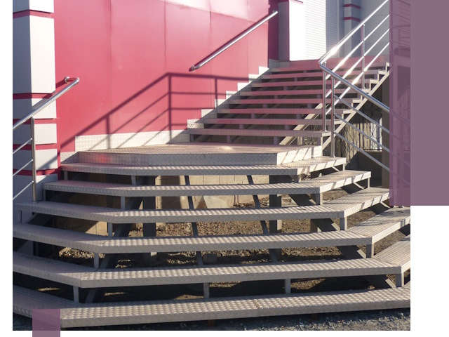 Лестницы для магазина в Стерлитамаке — изготовление и монтаж